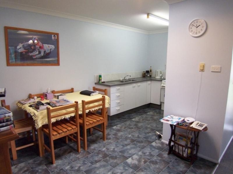 2/35 Bernadette Cres, Rosewood QLD 4340