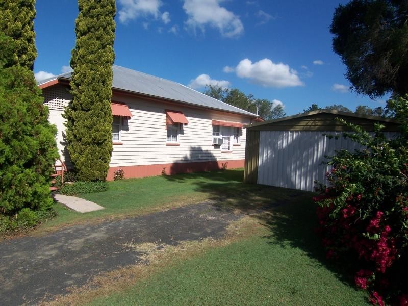 99 Mill St, Rosewood QLD 4340