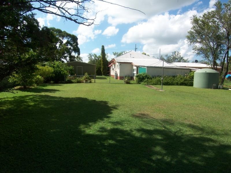99 Mill St, Rosewood QLD 4340