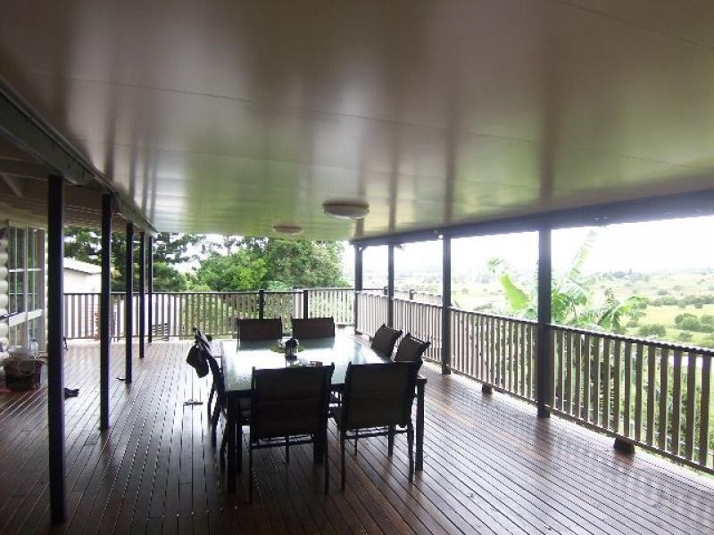 61 Strasburgs Rd, Glamorgan Vale QLD 4306