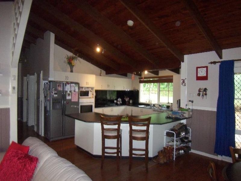 61 Strasburgs Rd, Glamorgan Vale QLD 4306