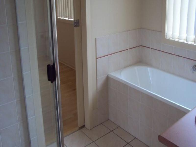 113 Collins St, Collingwood Park QLD 4301