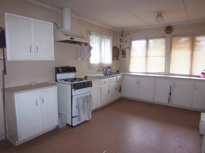 46 Bailleston Street, Leichhardt QLD 4305