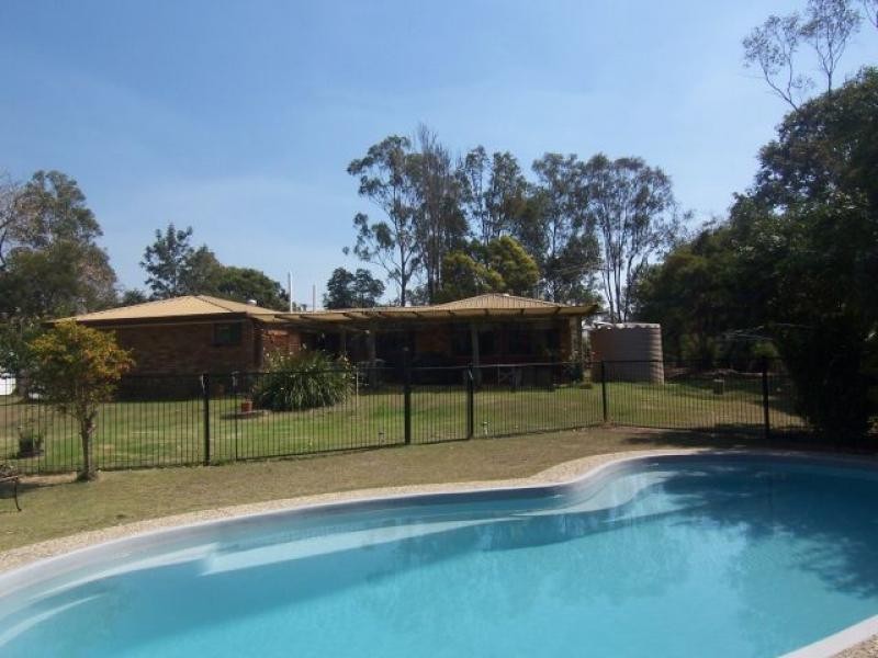 22 Maleeh Ave, Thagoona QLD 4306