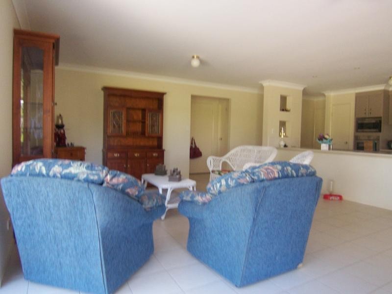 54 Glencoe Place, Thagoona QLD 4306