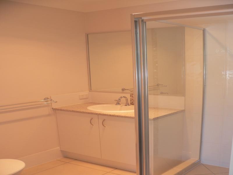 1/2 Claydon Place, Rosewood QLD 4340