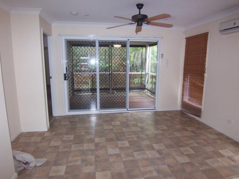 18 Dry Dock Crt, Springfield Lakes QLD 4300