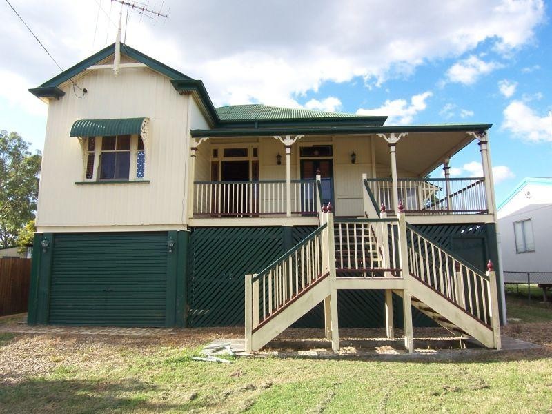 7 Queen Street, Walloon QLD 4306