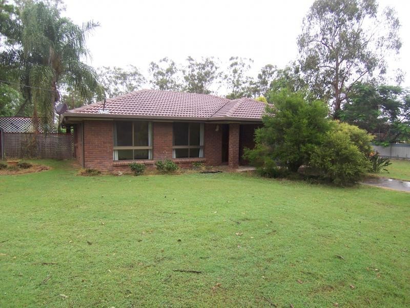 145 Adelong Avenue, Thagoona QLD 4306