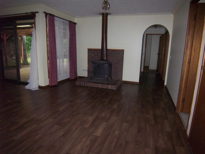 145 Adelong Avenue, Thagoona QLD 4306