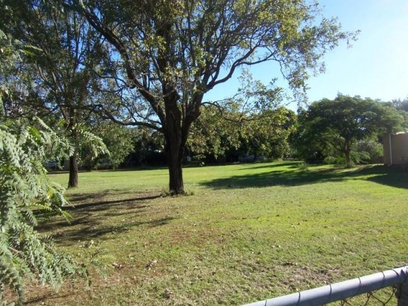 1 Amaroo Rd, Thagoona QLD 4306