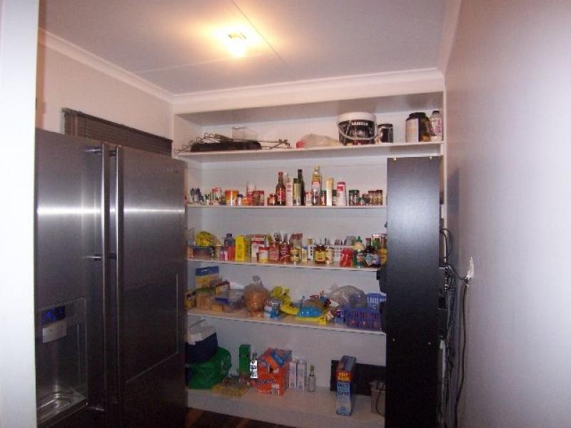 1 Amaroo Rd, Thagoona QLD 4306