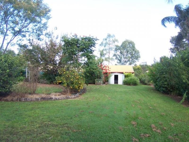 21 Farrell Drive, Walloon QLD 4306