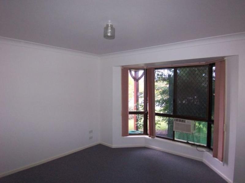 21 Farrell Drive, Walloon QLD 4306