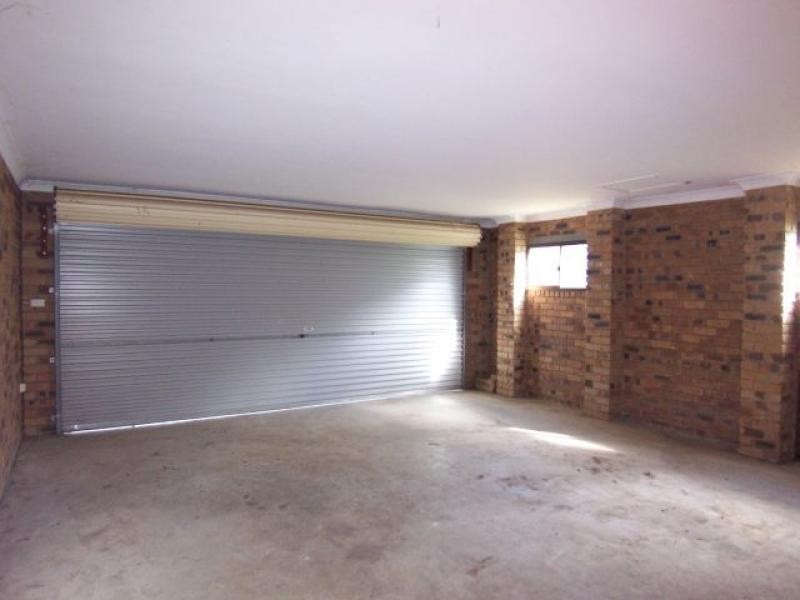 21 Farrell Drive, Walloon QLD 4306