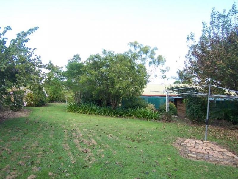 21 Farrell Drive, Walloon QLD 4306