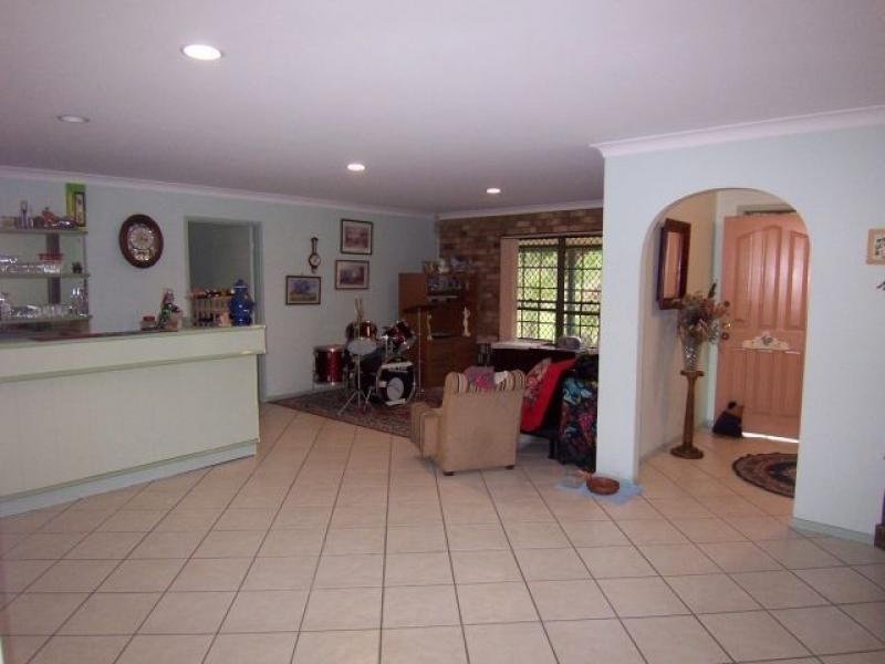 284 Grace Street, Karrabin QLD 4306