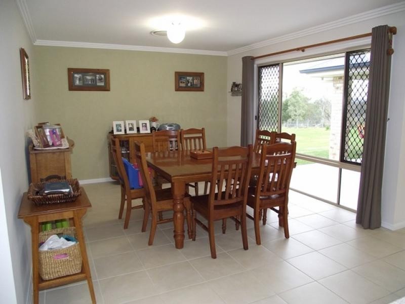 16 Loder Road, Thagoona QLD 4306