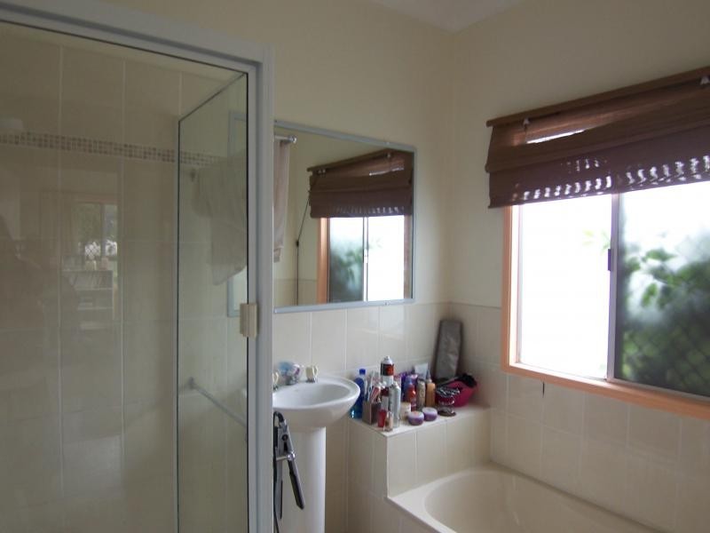 5 Walloon Road, Rosewood QLD 4340