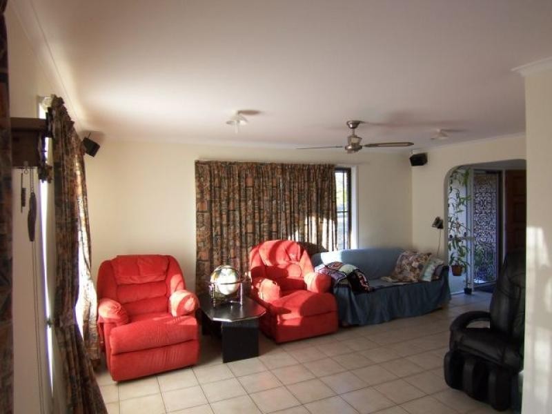 28-36 Tarana Ave, Thagoona QLD 4306