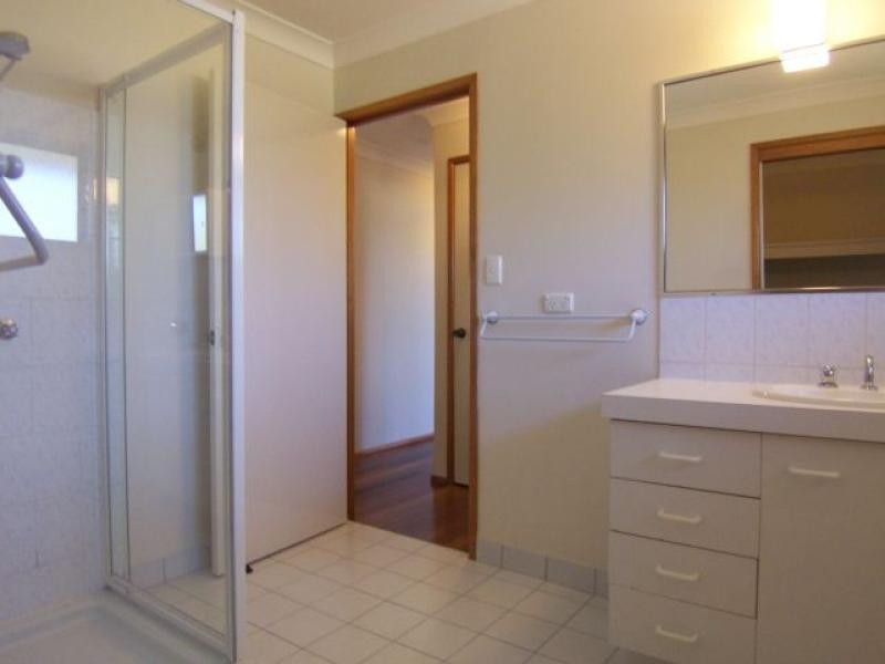 71 Adelong Avenue, Thagoona QLD 4306