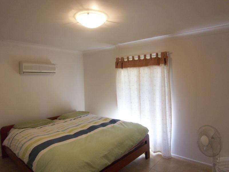 15 School St, Marburg QLD 4346