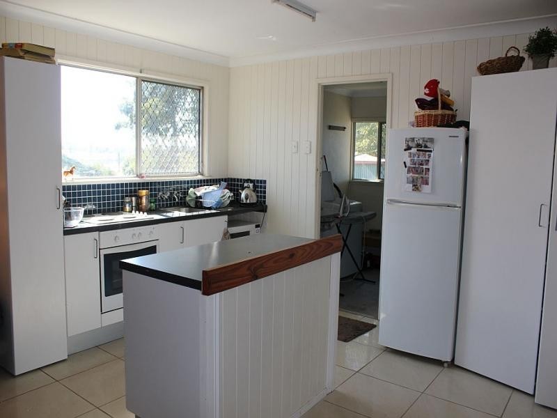 160 Lobb Street, Churchill QLD 4305