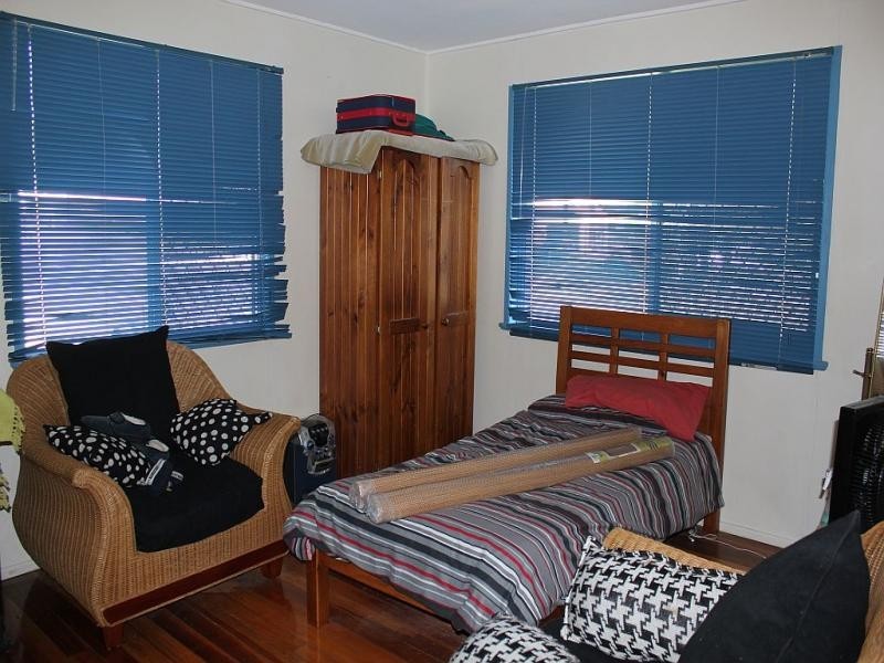 160 Lobb Street, Churchill QLD 4305