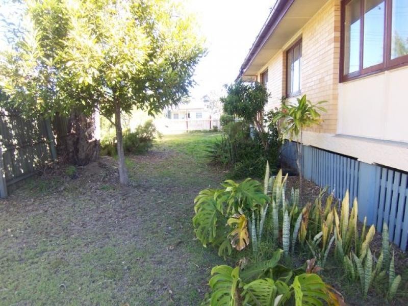 55 Toongarra Rd, Leichhardt QLD 4305
