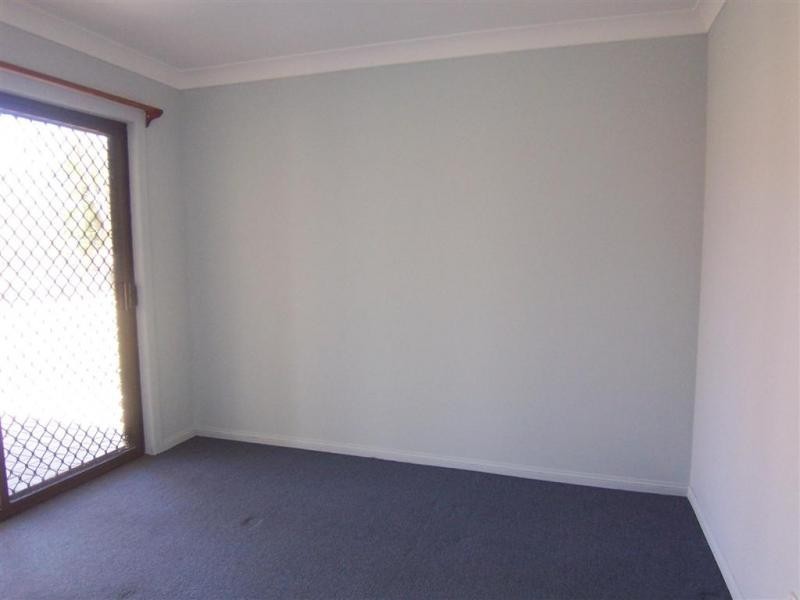18 Flame Tree Court, Walloon QLD 4306