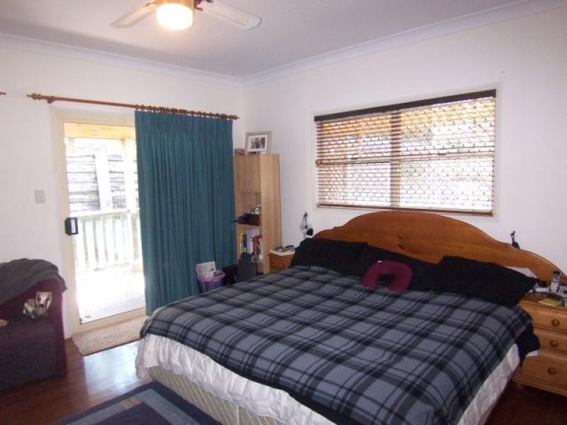 16 Piepers Rd, Marburg QLD 4346