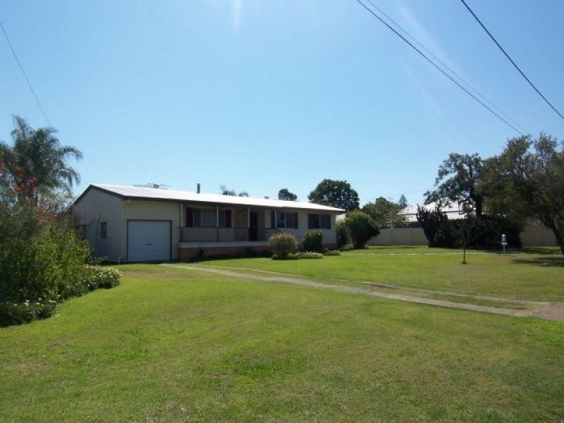 5 Edward St, Rosewood QLD 4340