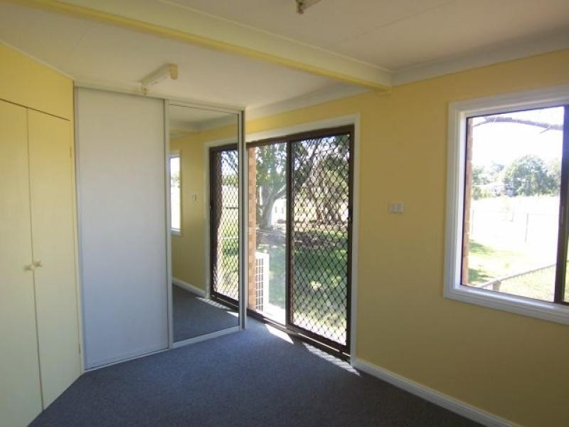 18 Roderick St, Marburg QLD 4346