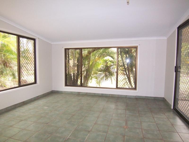 30 Cummins Road, Thagoona QLD 4306