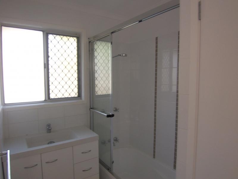13 Meyers St, Churchill QLD 4305