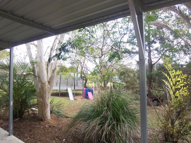 10 Brushbox Place, Walloon QLD 4306