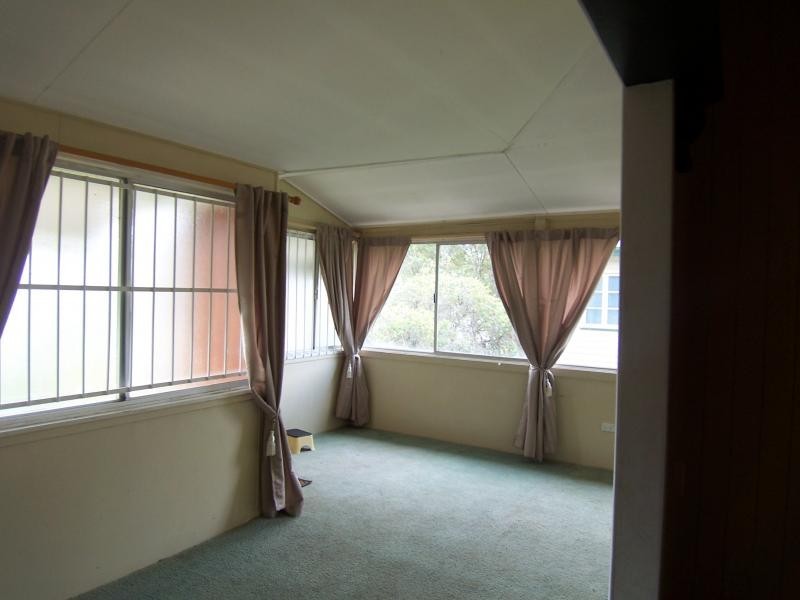 121 Queen St, Marburg QLD 4346