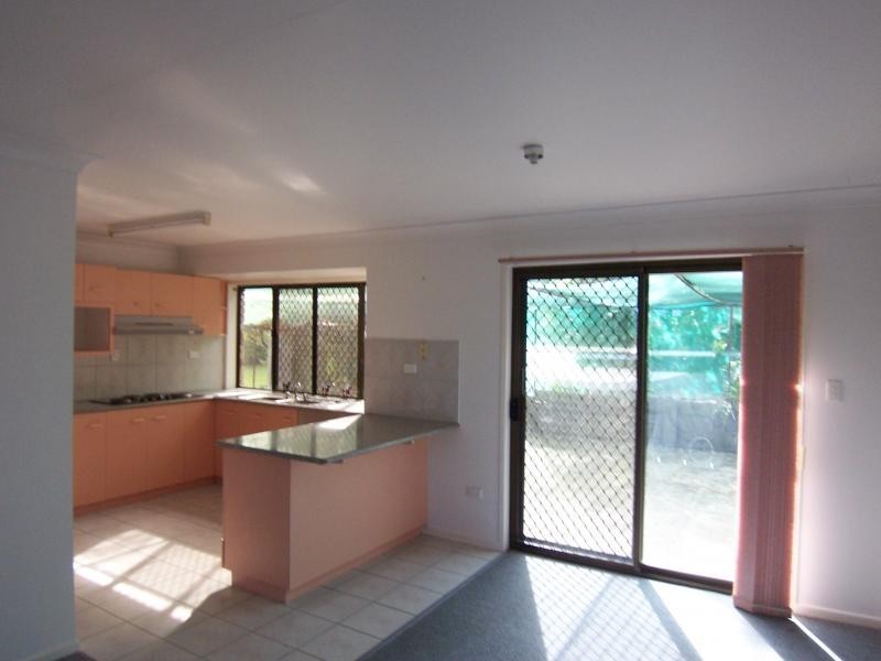 21 Farrell Dr, Walloon QLD 4306