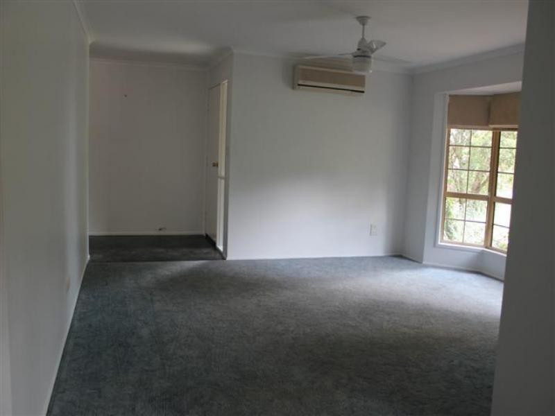 25 Farrell Drive, Walloon QLD 4306