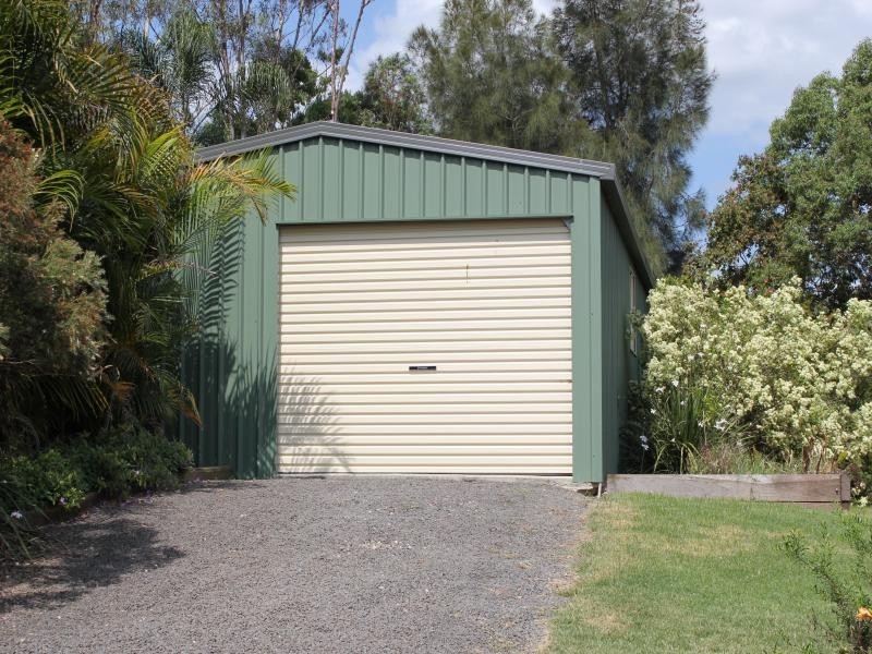 25 Farrell Drive, Walloon QLD 4306