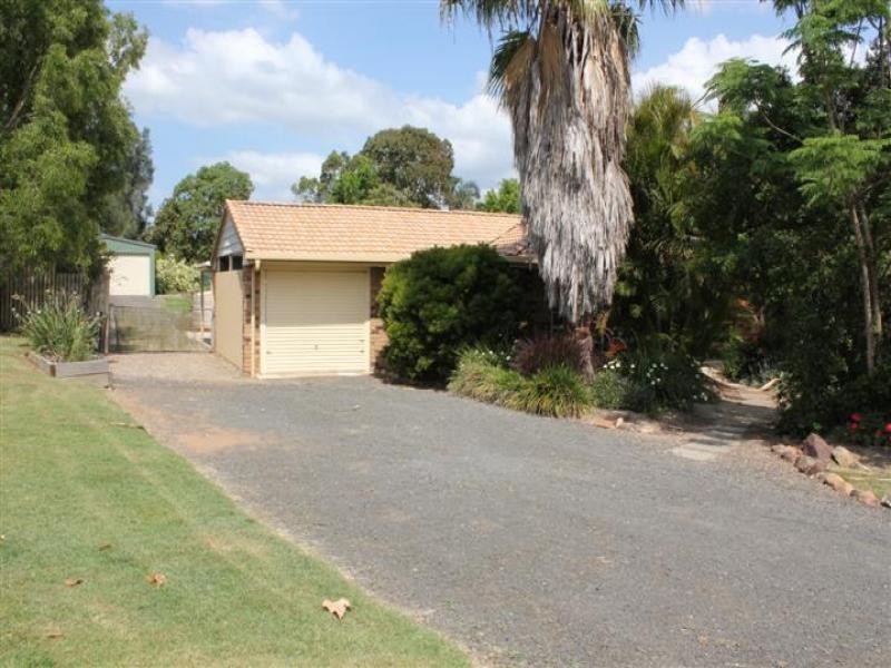 25 Farrell Drive, Walloon QLD 4306