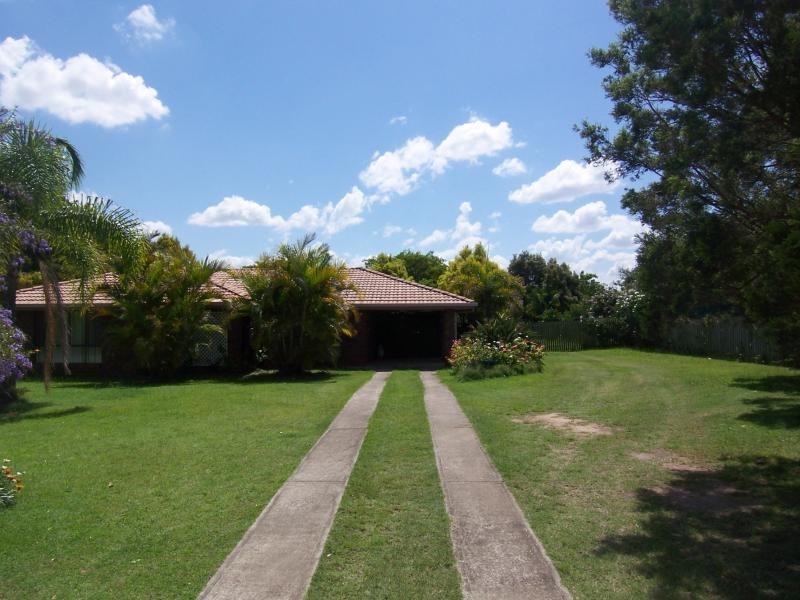 30 Farrell Dr, Walloon QLD 4306