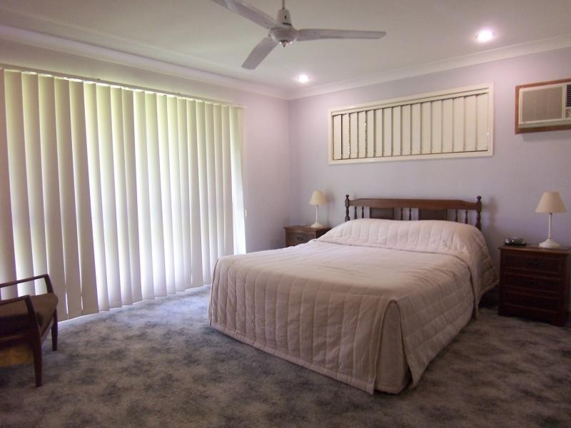 30 Farrell Dr, Walloon QLD 4306