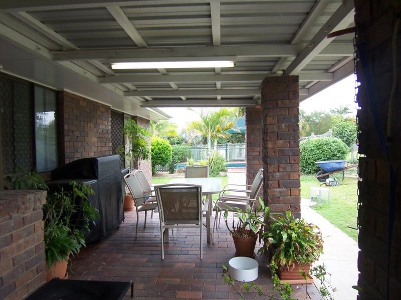22 Farrell Dr, Walloon QLD 4306