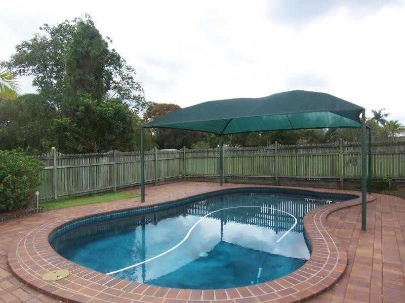 22 Farrell Dr, Walloon QLD 4306