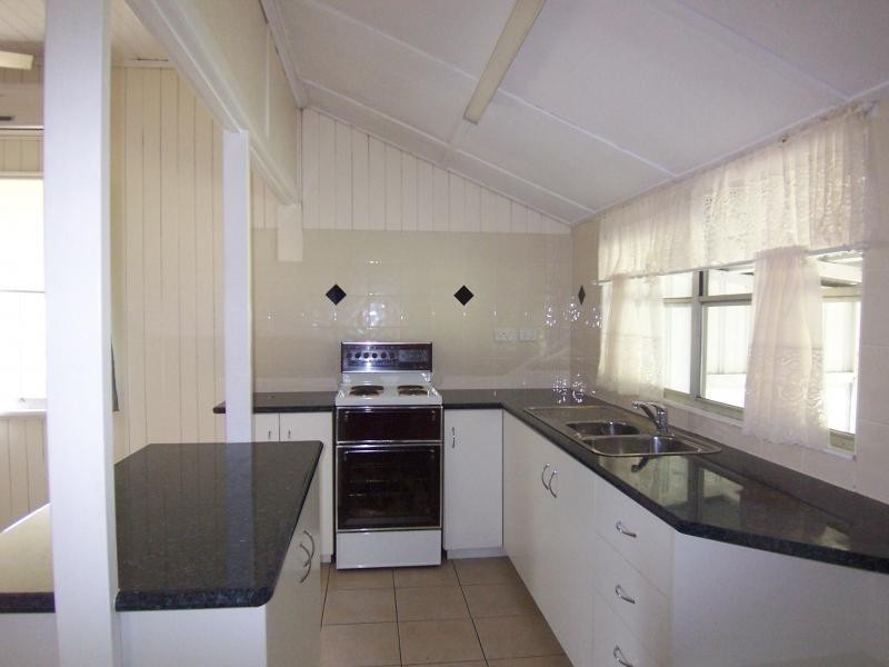 85 John St, Rosewood QLD 4340