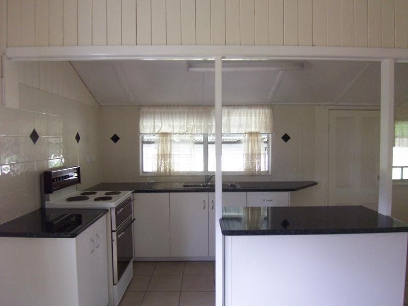 85 John St, Rosewood QLD 4340