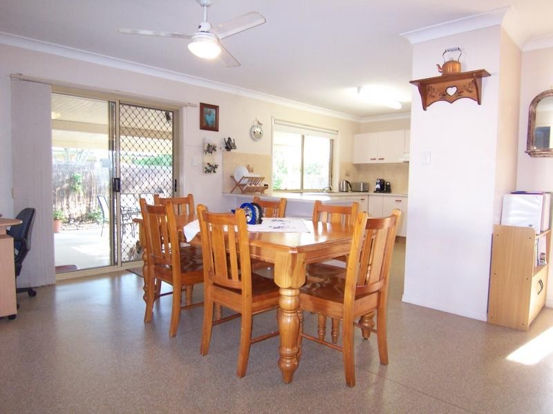 16 Bernadette Cr, Rosewood QLD 4340