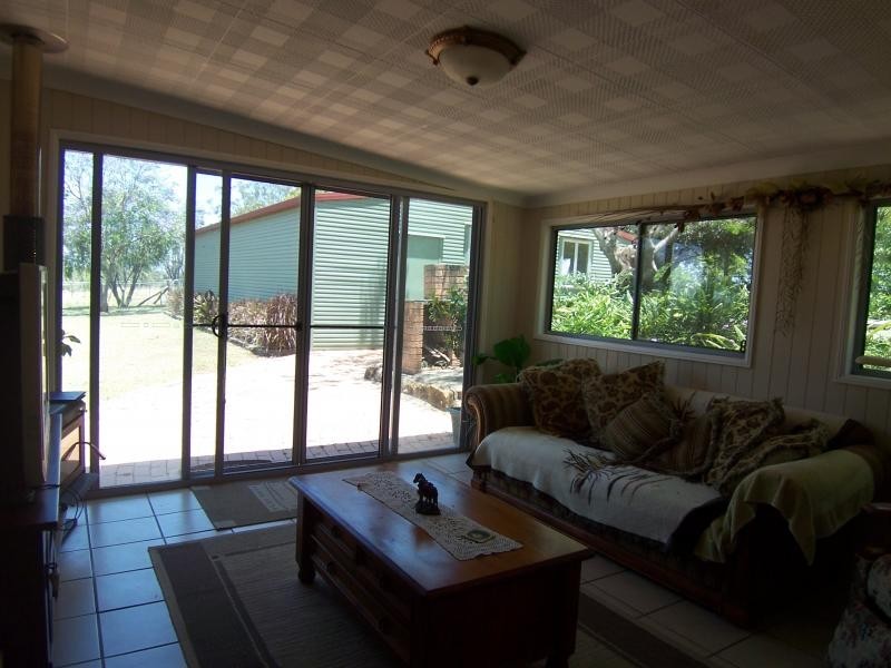 292 Kuss Rd, Lower Mount Walker QLD 4340