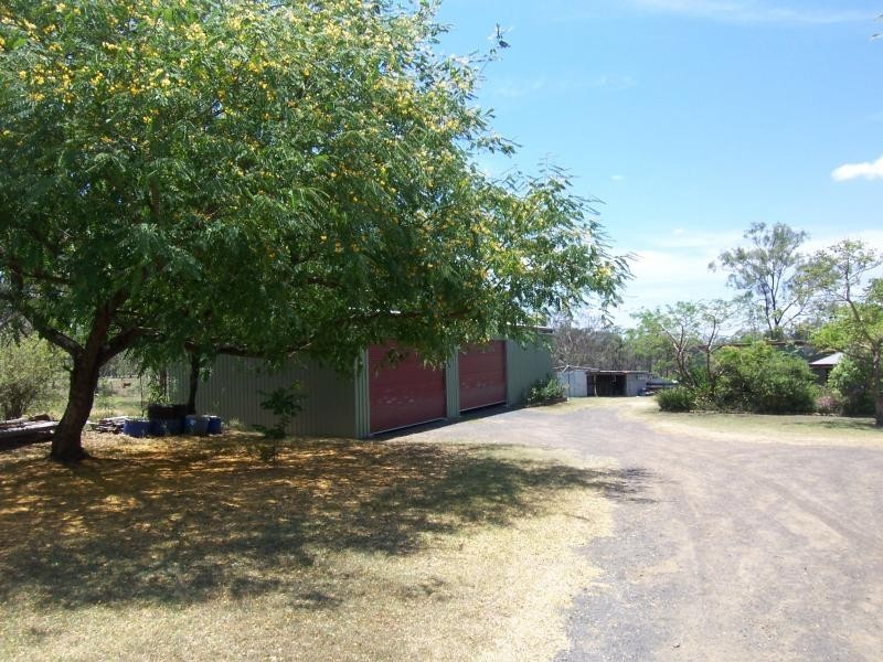 292 Kuss Rd, Lower Mount Walker QLD 4340